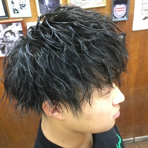 最近流行りのスパイラルパーマ 桐生市広沢町の美容室hairparkcube